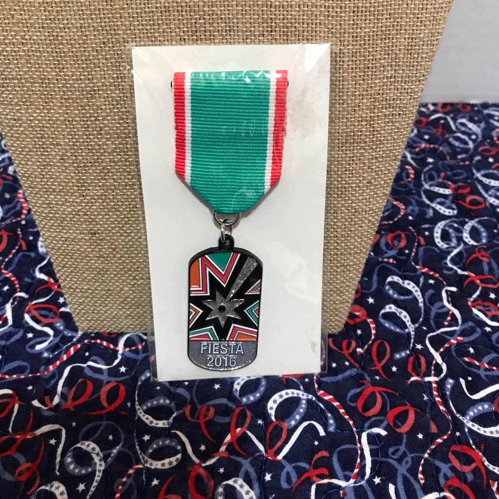 San Antonio fiesta medal 2016 Spurs